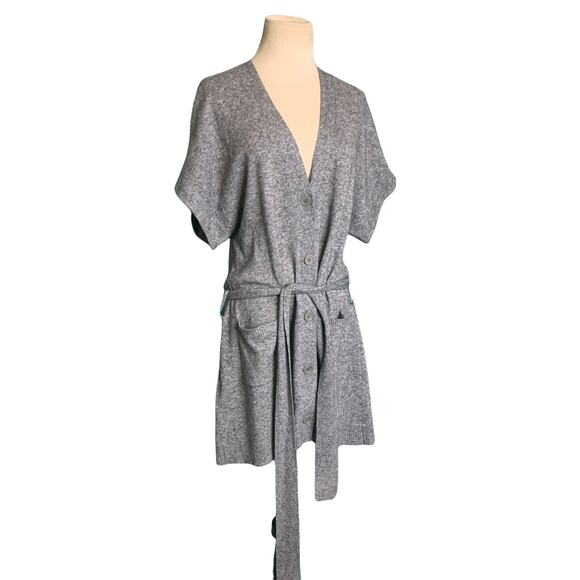 BCBG Max Azria gray short sleeves buttoned cardigan sweater M - Picture 5 of 9